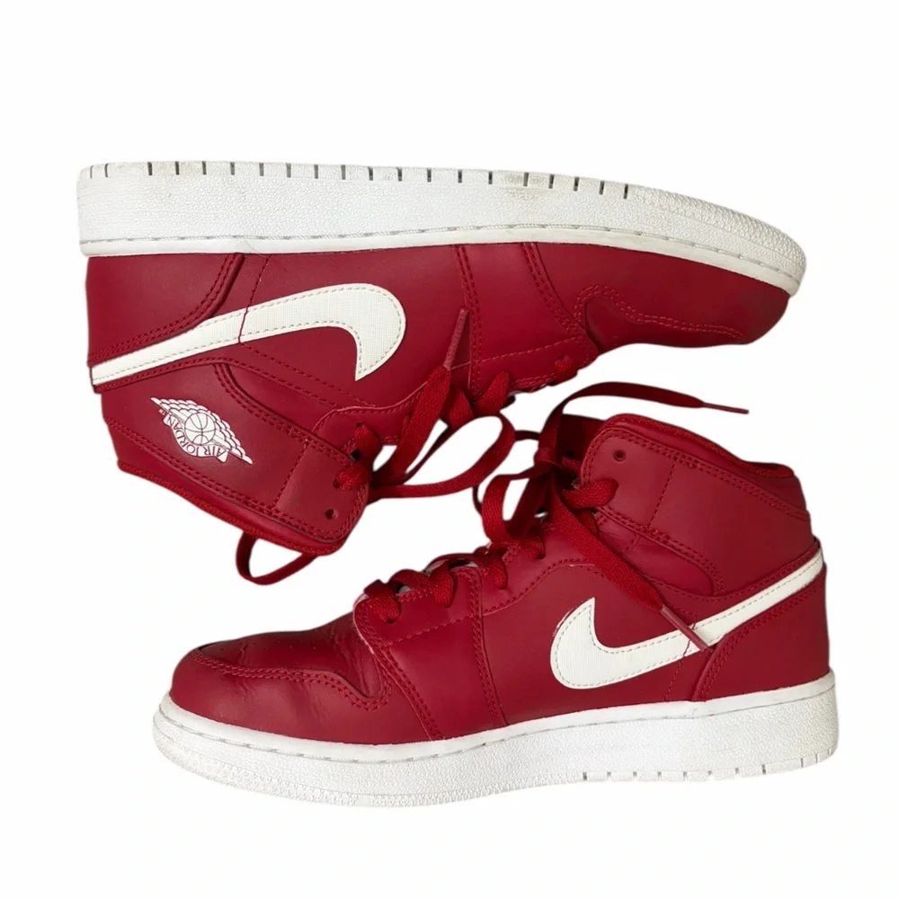 Air Jordan 1 Mid GS 'Gym Red 2.0' 5.5Y